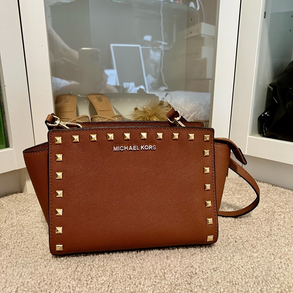 Michael Kors Selma Studded Crossbody Saffiano Small Leather Bag